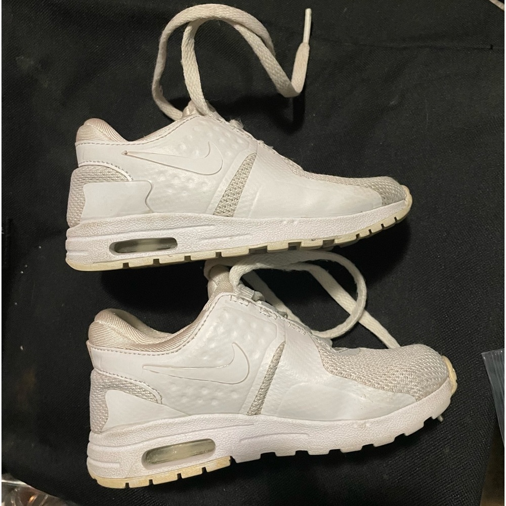 Nike Air toddler shoes